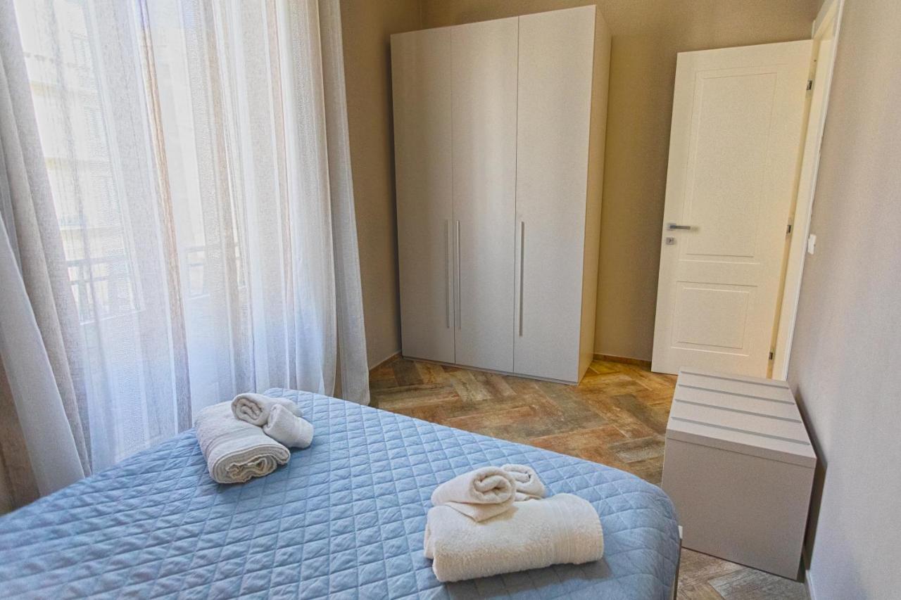 Appartement La Finestra Sul Porto à Trapani Extérieur photo