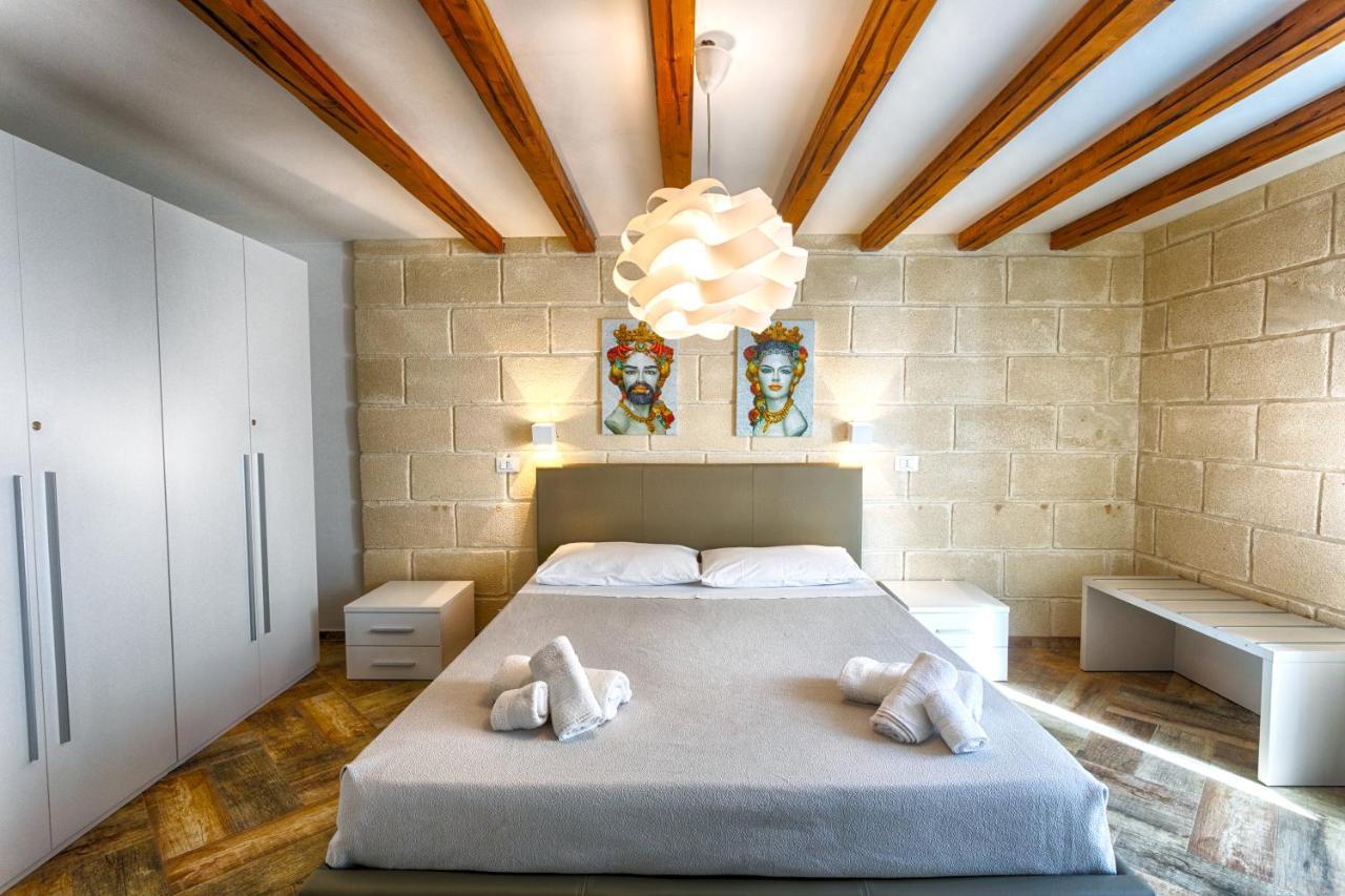 Appartement La Finestra Sul Porto à Trapani Extérieur photo