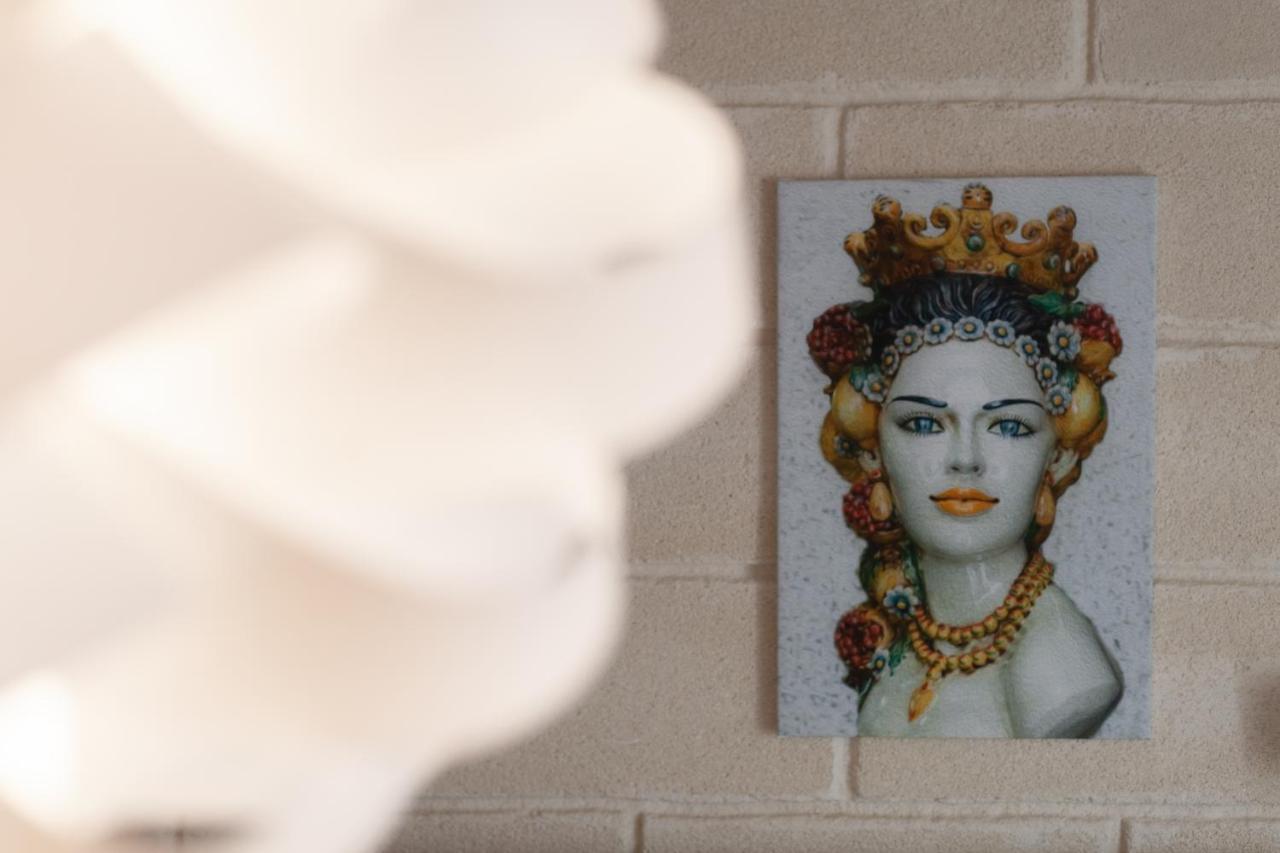Appartement La Finestra Sul Porto à Trapani Extérieur photo